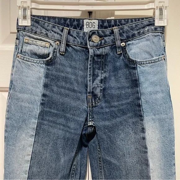 Urban Outfitters BDG jessye two toned mid rise true straight leg jeans 24 - Picture 4 of 16